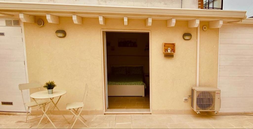 Bed&Go -Valigia Hotel Lecce Exterior photo