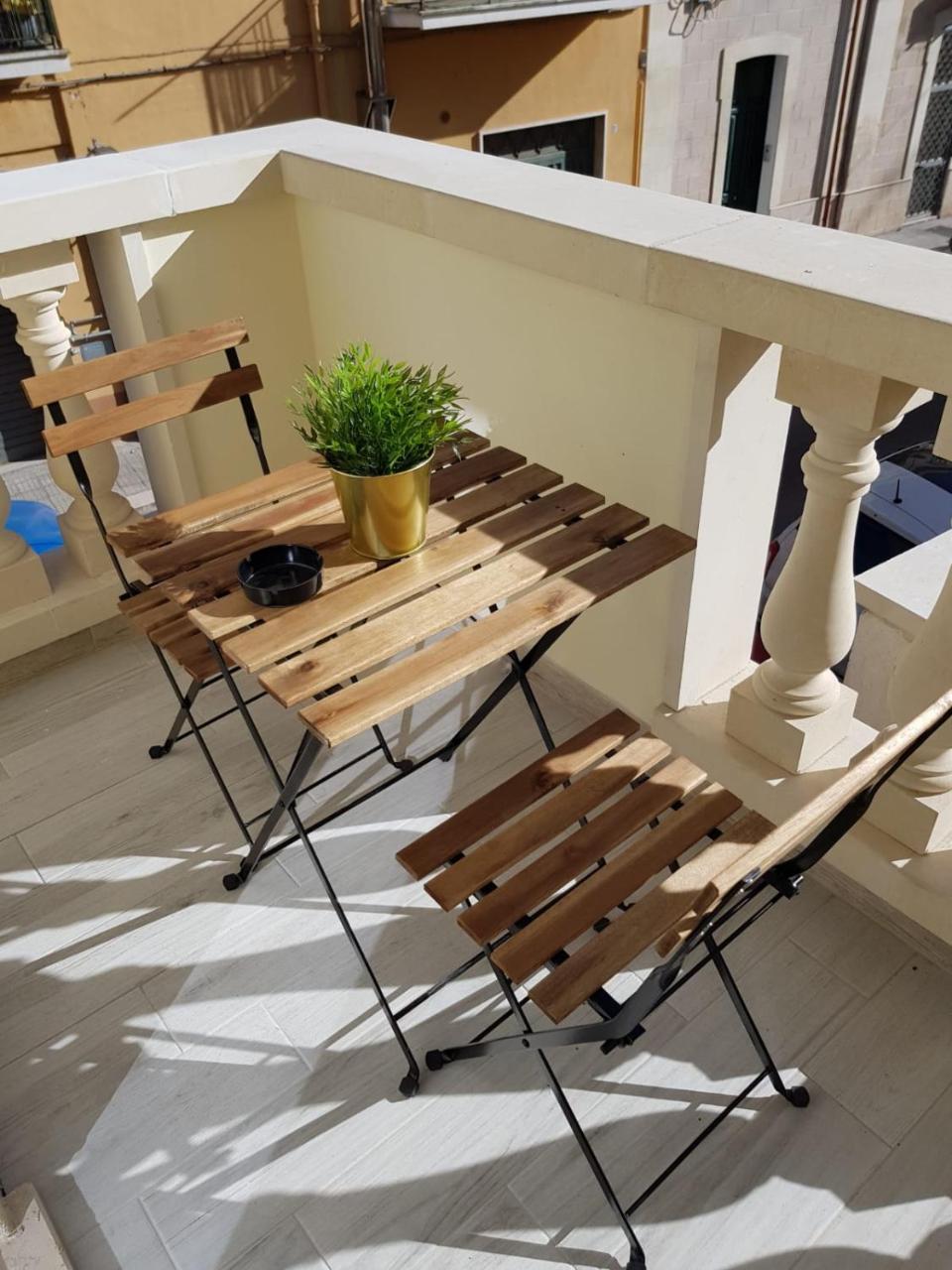 Bed&Go -Valigia Hotel Lecce Exterior photo